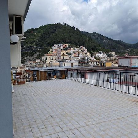 Piccolo Appartamento Con Grande Terrazzo Panoramico Maiori Esterno foto