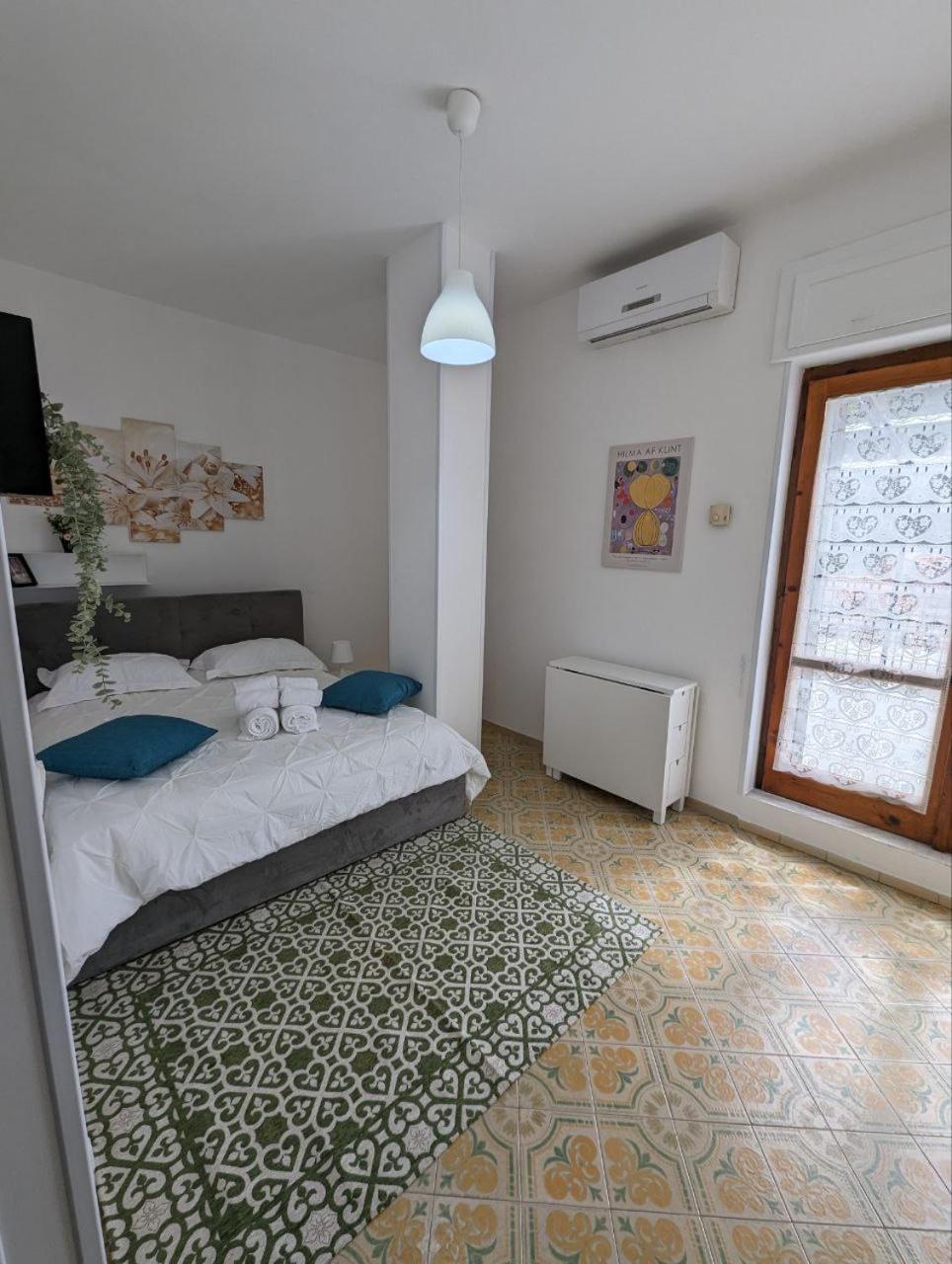 Piccolo Appartamento Con Grande Terrazzo Panoramico Maiori Esterno foto